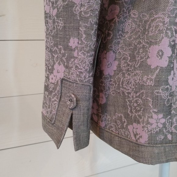Woman's Lourdes Chavez Lavender and Gray Floral Wool Blazer- Size 8 - Picture 6 of 12